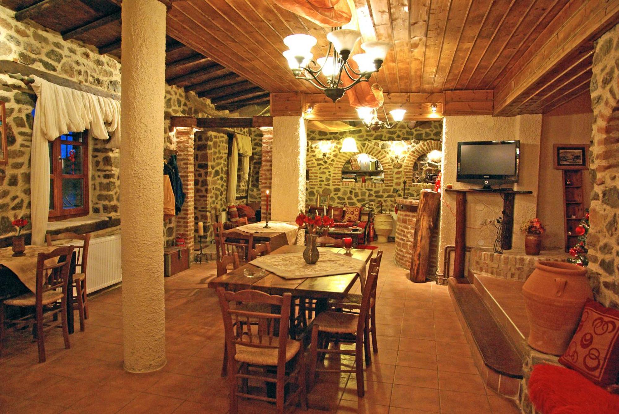 Iaspis Guesthouse Sidhirokhorion Exterior photo