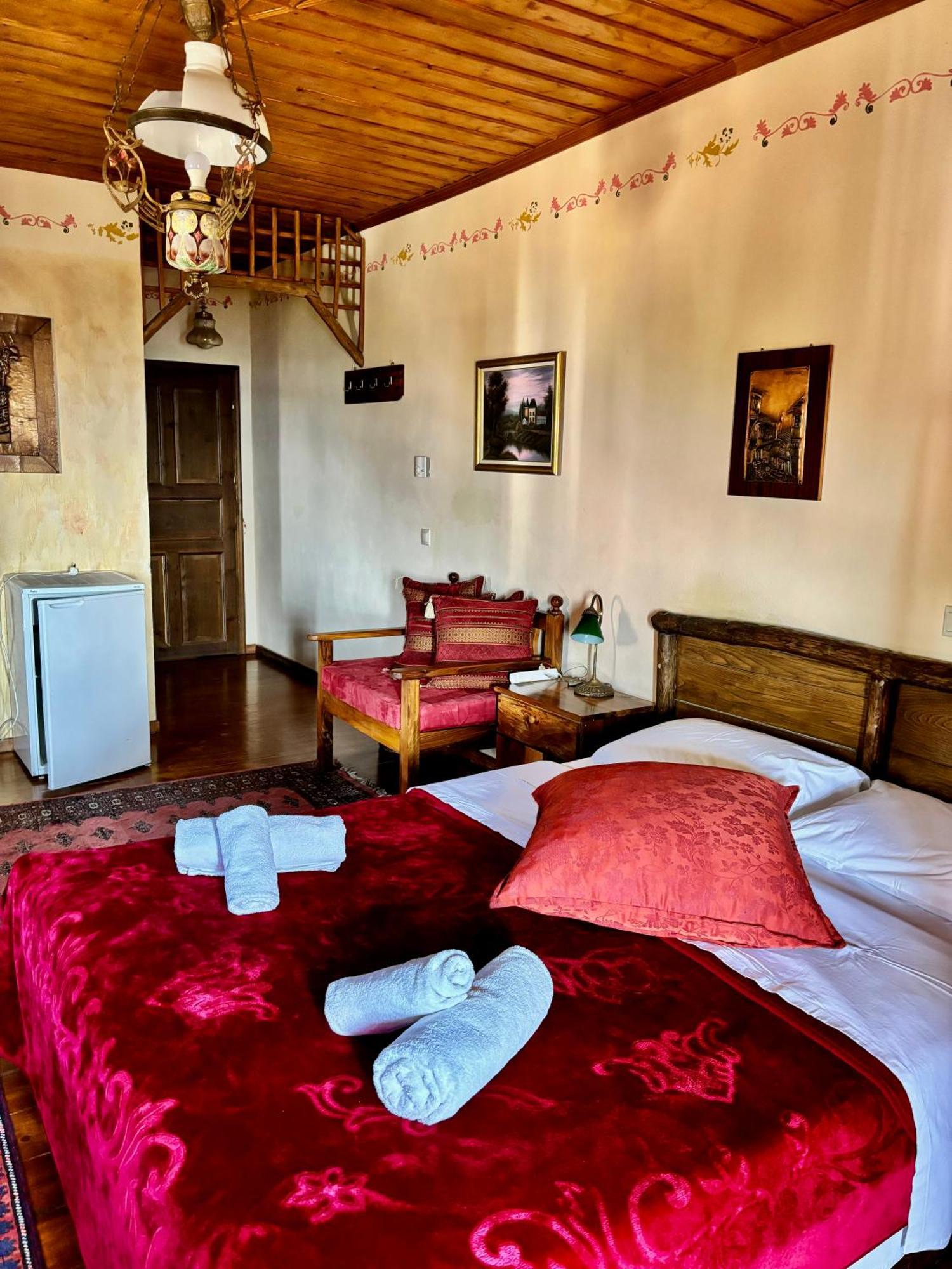Iaspis Guesthouse Sidhirokhorion Exterior photo