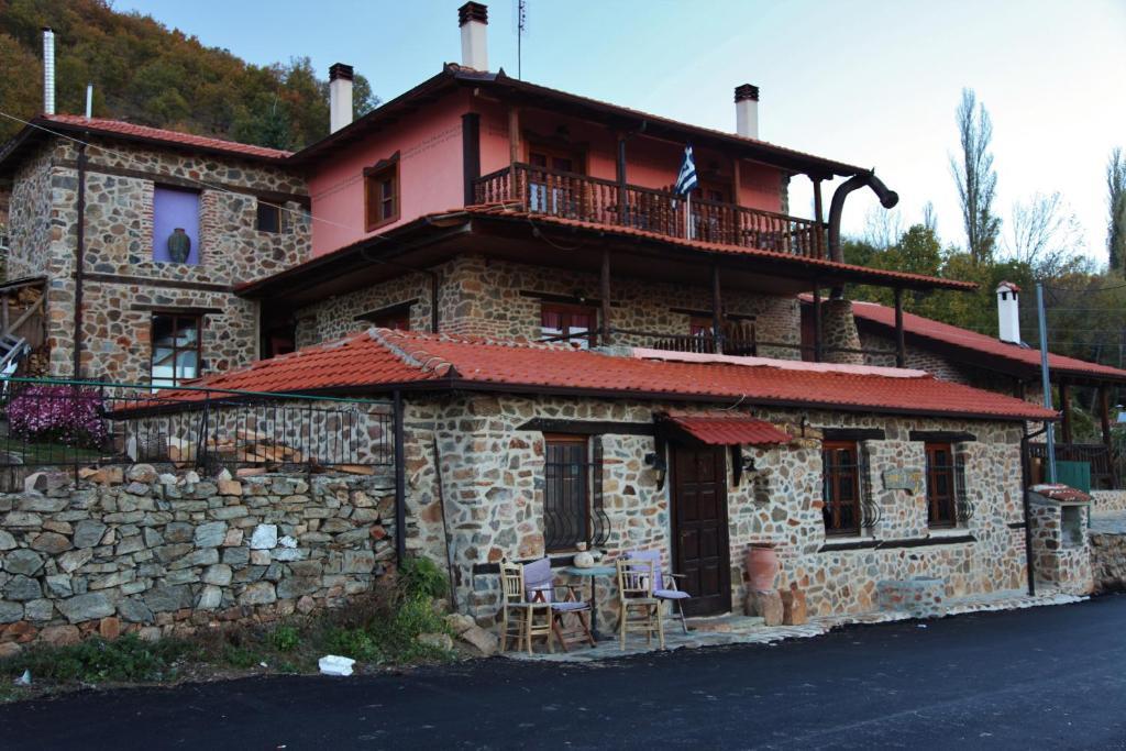 Iaspis Guesthouse Sidhirokhorion Exterior photo